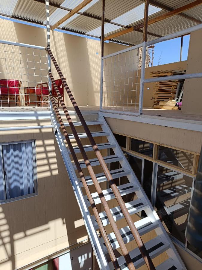 Hostal Ollague, Habitaciones Con Bano Privado Calama Bagian luar foto